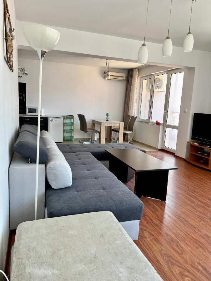Milos Apartments เปาโมเรีย ภายนอก รูปภาพ