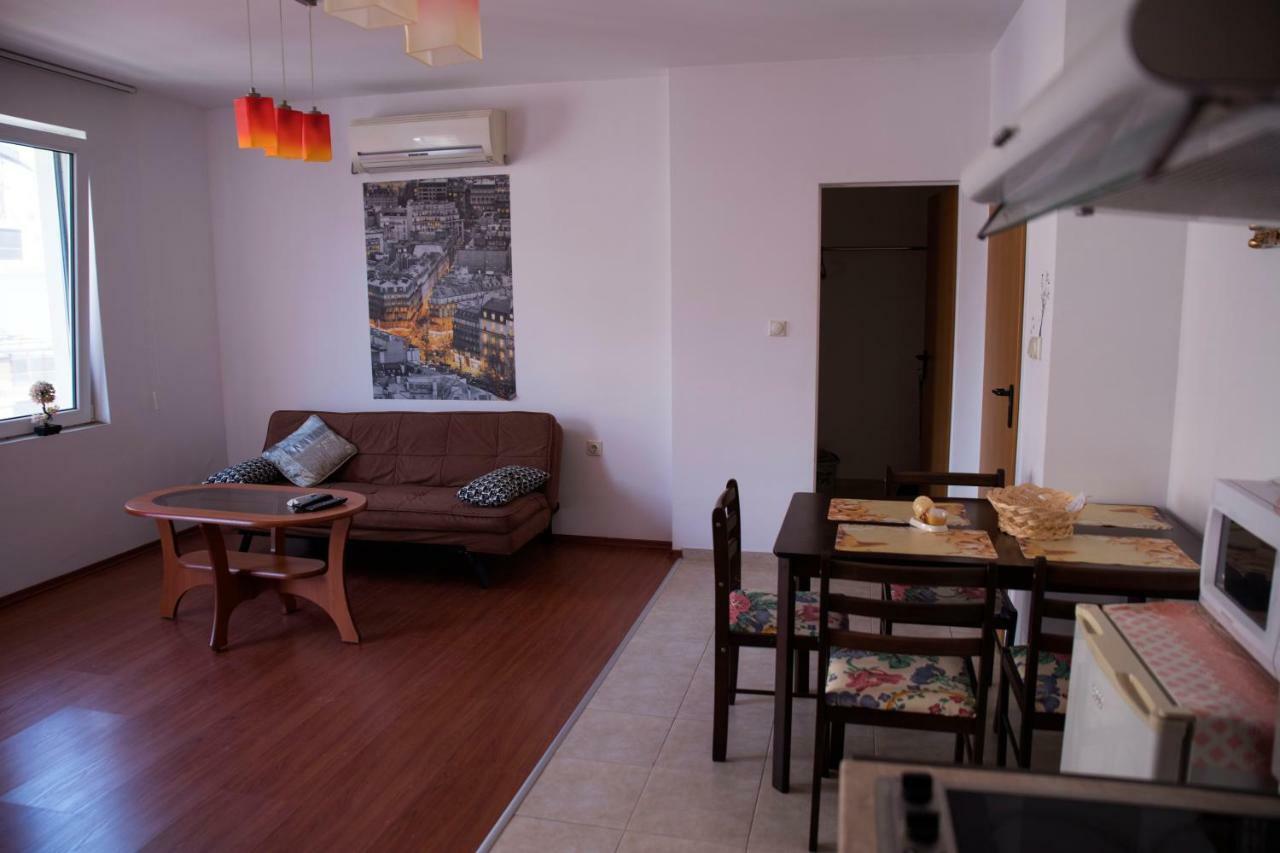 Milos Apartments เปาโมเรีย ภายนอก รูปภาพ